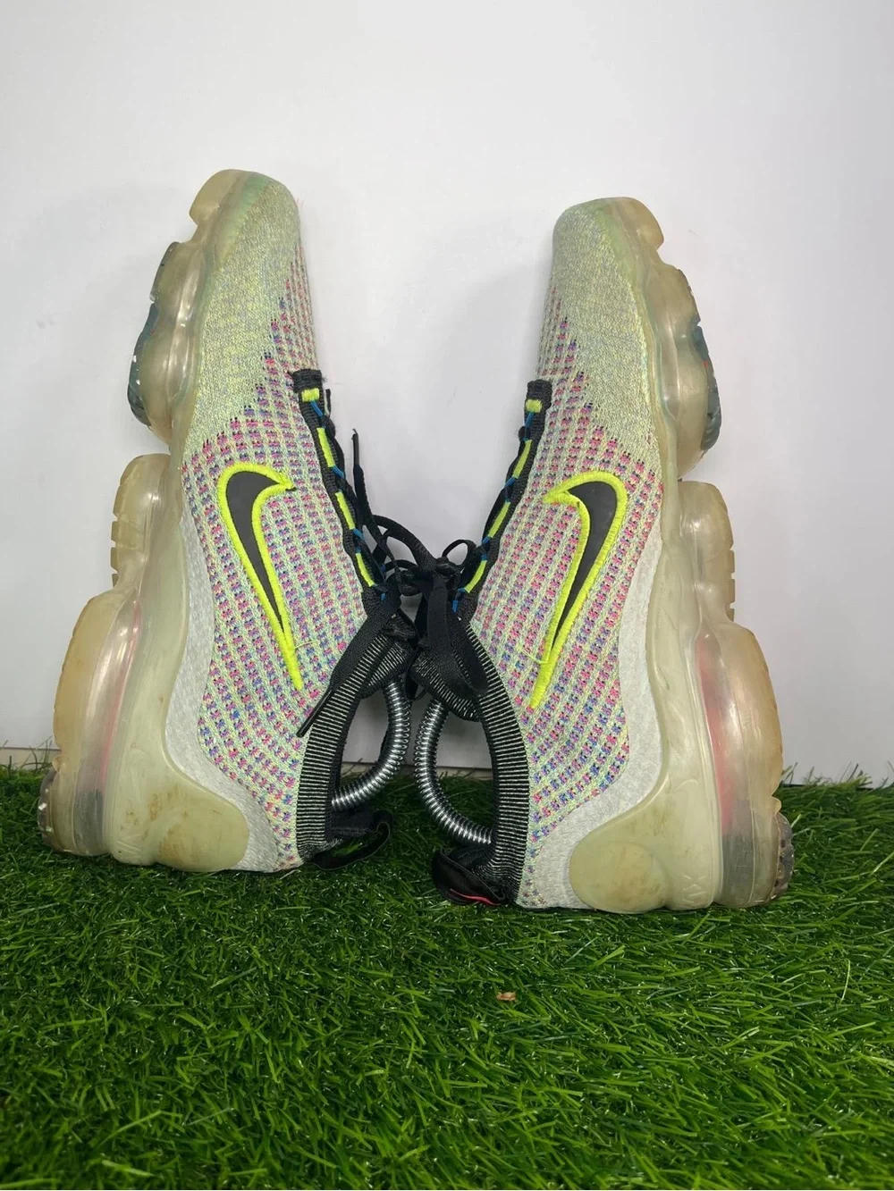 Nike Kids Multicolor Flyknit Sneakers with Neon Yellow Swoosh